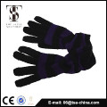 The fashion design for lady golf gloves